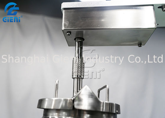 Mascara τύπων εργαστηρίων καλλυντική μηχανή πλήρωσης χειλικού πετρελαίου με τη δεξαμενή 5L