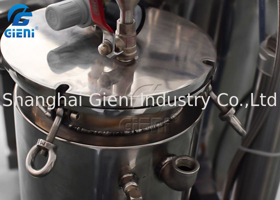 πιέζοντας μηχανή Makeup σκιάς ματιών υψηλής ταχύτητας 25kg/Batch 100L